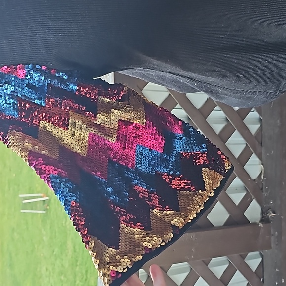 NWOT THML light sweater with beautiful sequin flared sleeves - Picture 2 of 6